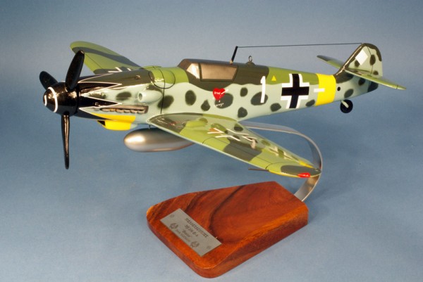 Me 109G, Schreibtischmodell aus Holz